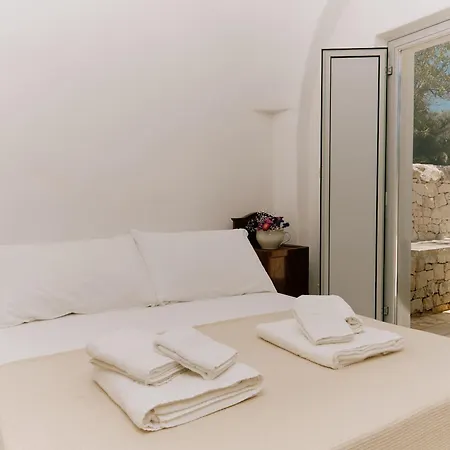 Nyaraló Trulli Menzella - Itria Valley *
